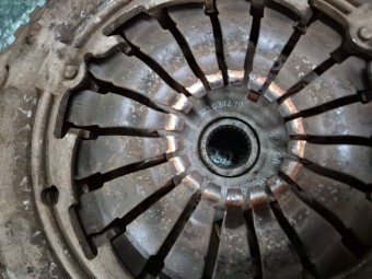 KIT AMBREIAJ DACIA LOGAN MCV OEM: 322034210.