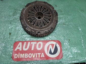 KIT AMBREIAJ NISSAN MICRA III 