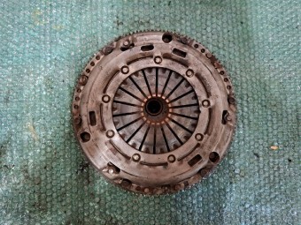 KIT AMBREIAJ SKODA OCTAVIA II OEM: 03C141025G.