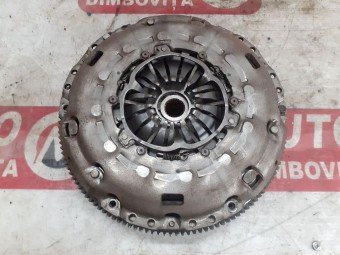 KIT AMBREIAJ SKODA OCTAVIA III 
