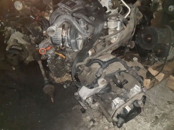 KIT AMBREIAJ VOLKSWAGEN GOLF V 