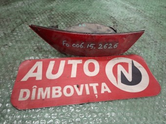 LAMPA (STOP) CEATA DREAPTA FORD KUGA OEM: 8V4115K272.