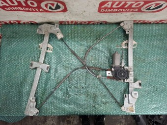 MACARA DREAPTA FATA ELECTRICA PEUGEOT PARTNER OEM: 130821762.