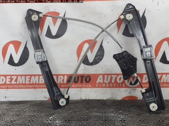 MACARA DREAPTA FATA ELECTRICA VOLKSWAGEN JETTA IV OEM: 5C6837462.