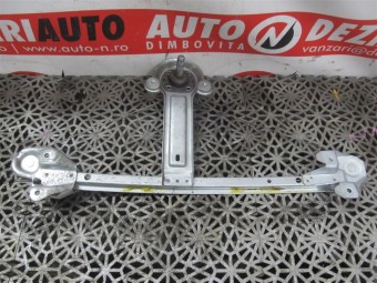 MACARA DREAPTA SPATE MANUALA OPEL ASTRA H 