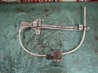 MACARA DREAPTA SPATE MANUALA RENAULT MEGANE 