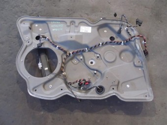 MACARA STANGA FATA ELECTRICA SKODA OCTAVIA II OEM: 1Z2837655.