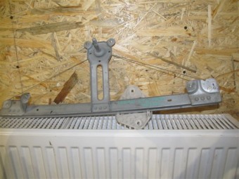 MACARA STANGA FATA MANUALA DACIA LOGAN I OEM: ARM118481.