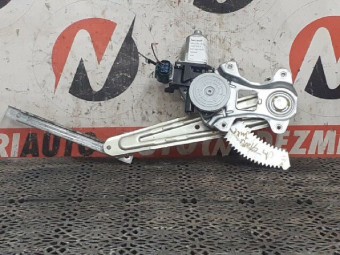 MACARA STANGA SPATE ELECTRICA NISSAN JUKE OEM: 82730CV01B.
