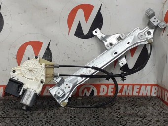 MACARA STANGA SPATE ELECTRICA RENAULT MEGANE III OEM: 827210008R/827210002R.