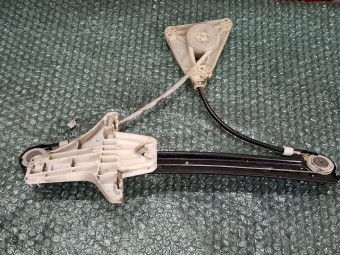 MACARA STANGA SPATE ELECTRICA VOLKSWAGEN POLO 6R OEM: 6R4839461E.