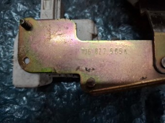 MANER DESCHIDERE HAION/PORTBAGAJ SKODA OCTAVIA OEM: 1U6827565K.