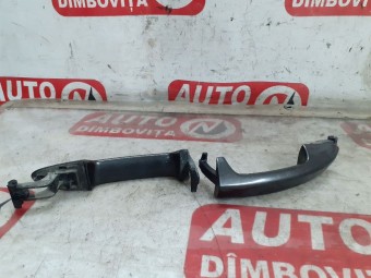 MANER EXTERIOR USA DREAPTA FATA VOLKSWAGEN PASSAT B6 OEM: 3C0837210.