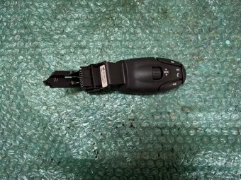 MANETA COMENZI AUDIO PEUGEOT 407 OEM: 96538206XT.