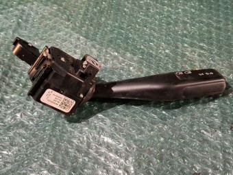 MANETA SEMNALIZARE VOLKSWAGEN CADDY III OEM: 1K0953519.