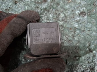 MANETA STERGATOARE OPEL CORSA B OEM: 90221175.
