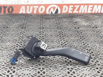 MANETA STERGATOARE VOLKSWAGEN GOLF V OEM: 1K0953519.
