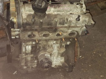 MOTOR FARA ANEXE SKODA FABIA OEM: AUA.