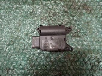 MOTORAS (ACTUATOR) CLAPETA AEROTERMA AUDI A4 B7 OEM: 8E1820511B.