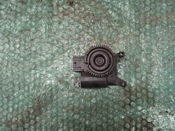 MOTORAS (ACTUATOR) CLAPETA AEROTERMA OPEL ASTRA H OEM: 52406337.