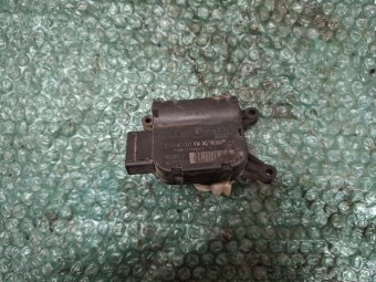 MOTORAS (ACTUATOR) CLAPETA AEROTERMA VOLKSWAGEN GOLF V OEM: 1K0907511D.