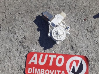 MOTORAS MACARA DREAPTA FATA BMW E90 OEM: 6927028.