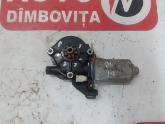 MOTORAS MACARA DREAPTA FATA DAEWOO KALOS OEM: 96541738.