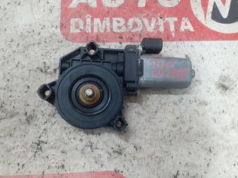 MOTORAS MACARA DREAPTA FATA FIAT STILO OEM: D2514 50001601.