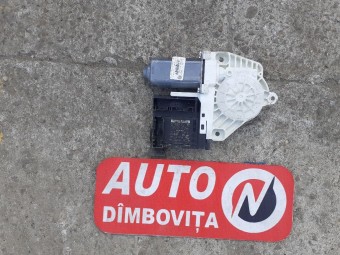 MOTORAS MACARA DREAPTA FATA VOLKSWAGEN GOLF OEM: 1K0959792N.