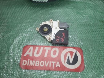 MOTORAS MACARA DREAPTA FATA VOLKSWAGEN GOLF V OEM: 1K3837402S.
