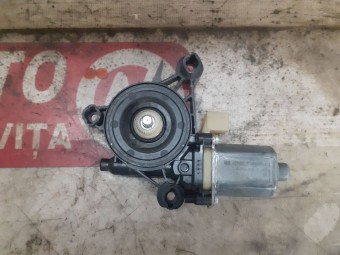 MOTORAS MACARA DREAPTA FATA VOLKSWAGEN GOLF VII OEM: 5Q0959802B.