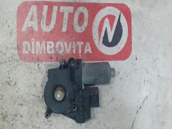 MOTORAS MACARA DREAPTA SPATE AUDI A6 C6 