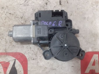 MOTORAS MACARA DREAPTA SPATE VOLKSWAGEN POLO 6R OEM: 6R0959812G.
