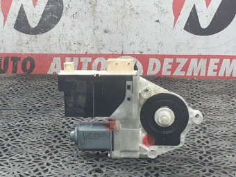 MOTORAS MACARA STANGA FATA CITROEN C4 OEM: 9681574780.