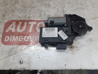 MOTORAS MACARA STANGA FATA PEUGEOT 307 OEM: 9634457580.