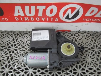 MOTORAS MACARA STANGA FATA SKODA OCTAVIA II OEM: 1T0959702.