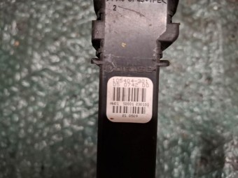 MOTORAS MACARA STANGA FATA VOLKSWAGEN PASSAT B5.5 OEM: 105404301.
