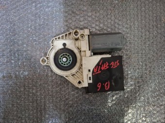 MOTORAS MACARA STANGA FATA VOLKSWAGEN PASSAT B6 OEM: 1K0959793N.