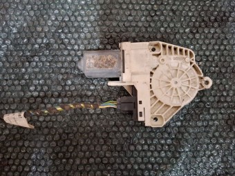 MOTORAS MACARA STANGA SPATE AUDI A6 C6 QUATTRO OEM: 997007-200.