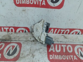 MOTORAS MACARA STANGA SPATE PEUGEOT 407 OEM: 0130822201.