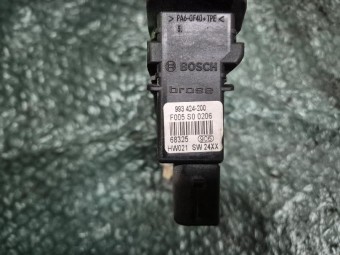 MOTORAS MACARA STANGA SPATE VOLKSWAGEN PASSAT OEM: 993424200980855113.