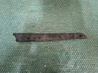 ORNAMENT AUDI A4 B8 OEM: 8K0867410.