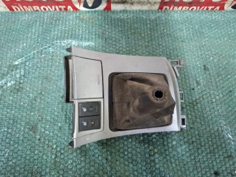 ORNAMENT MAZDA 3 OEM: BBM264341.