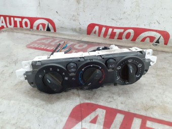 PANOU COMANDA AC FORD FOCUS II OEM: 69607003.