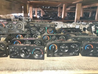 PANOU COMANDA AC PEUGEOT 307 OEM: 216788954.