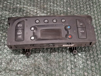 PANOU COMANDA AC RENAULT CLIO II OEM: 8200069371.