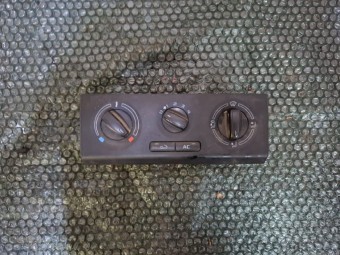 PANOU COMANDA AC SKODA FABIA II OEM: 5J0820045C.
