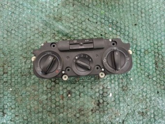PANOU COMANDA AC VOLKSWAGEN GOLF V OEM: 1K0820047DF.