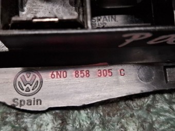 PANOU COMANDA AC VOLKSWAGEN POLO 6N OEM: 6N0858305C.