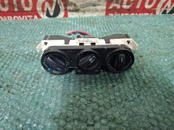 PANOU COMANDA AC VOLKSWAGEN POLO 9N OEM: 6Q0820045G.